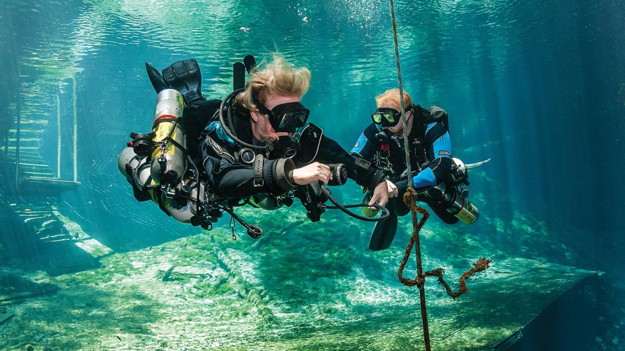 Leer duiken bij de PADI instructeur van Onderwatersport Nijmegen. Doe de specialty.
